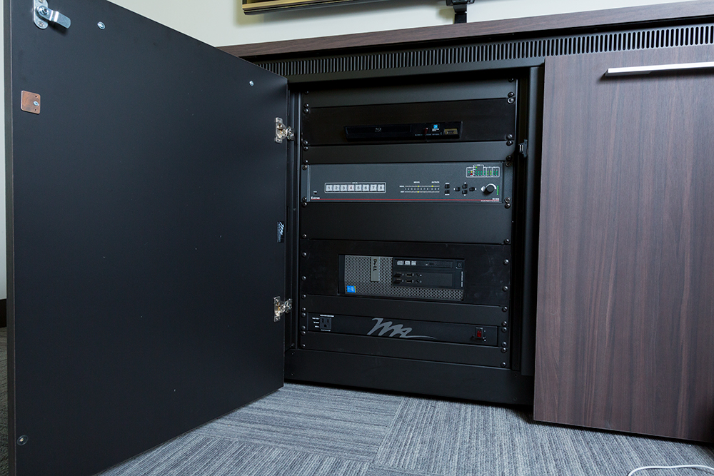 An Extron IN1608 scaling switcher