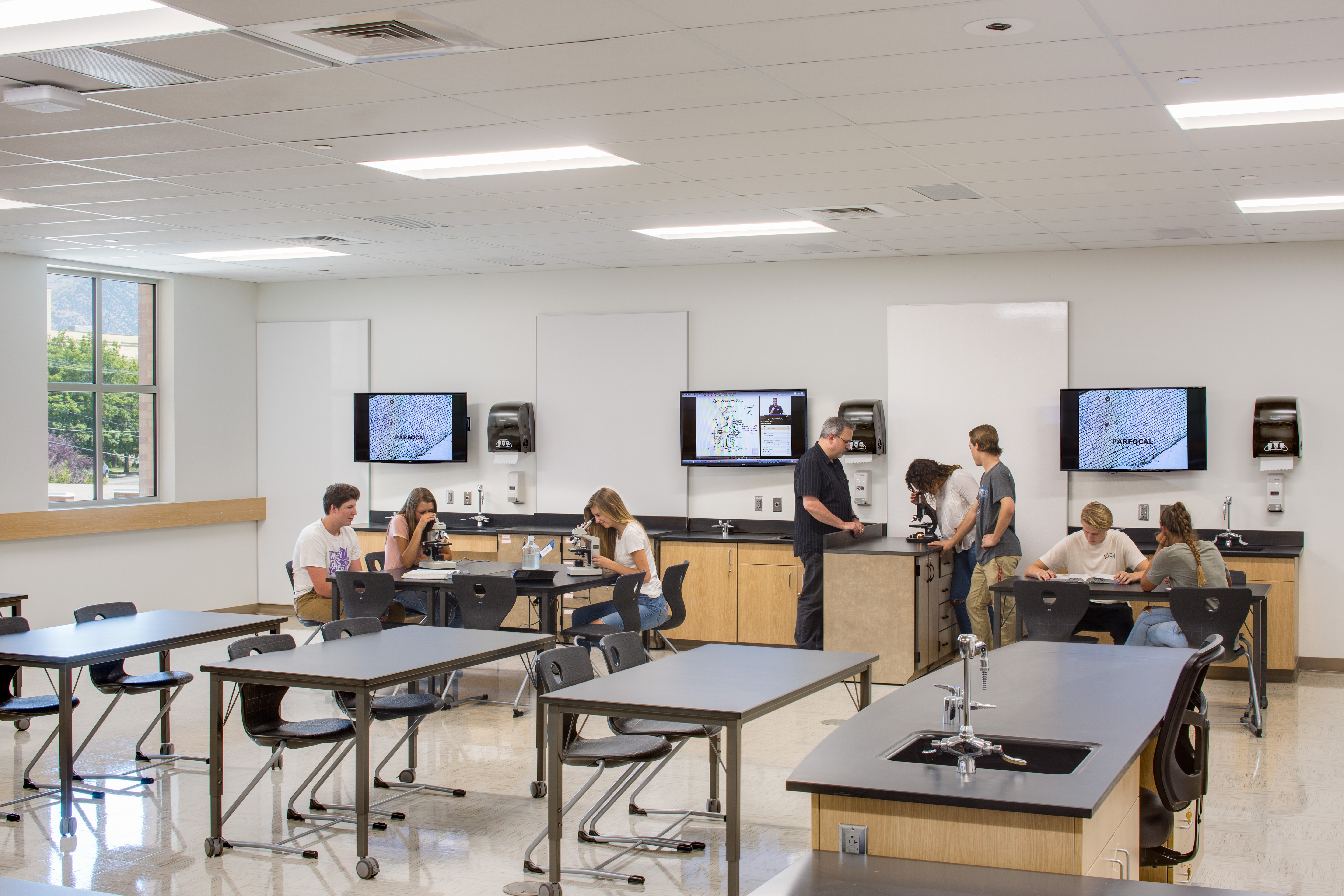 Learning Lab with a flat panel display above each workstation